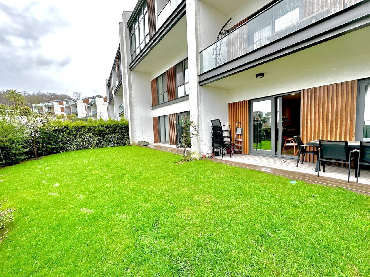 KÖY 4+1 152 m2 Bahçeli Simpleks